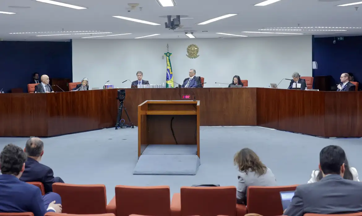 Primeira turma do STF forma maioria para condenar nove militares por tentativa de golpe