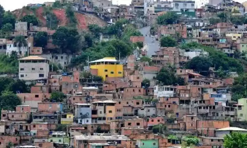 Tiroteio intenso assusta moradores do Morro das Pedras por duas noites seguidas