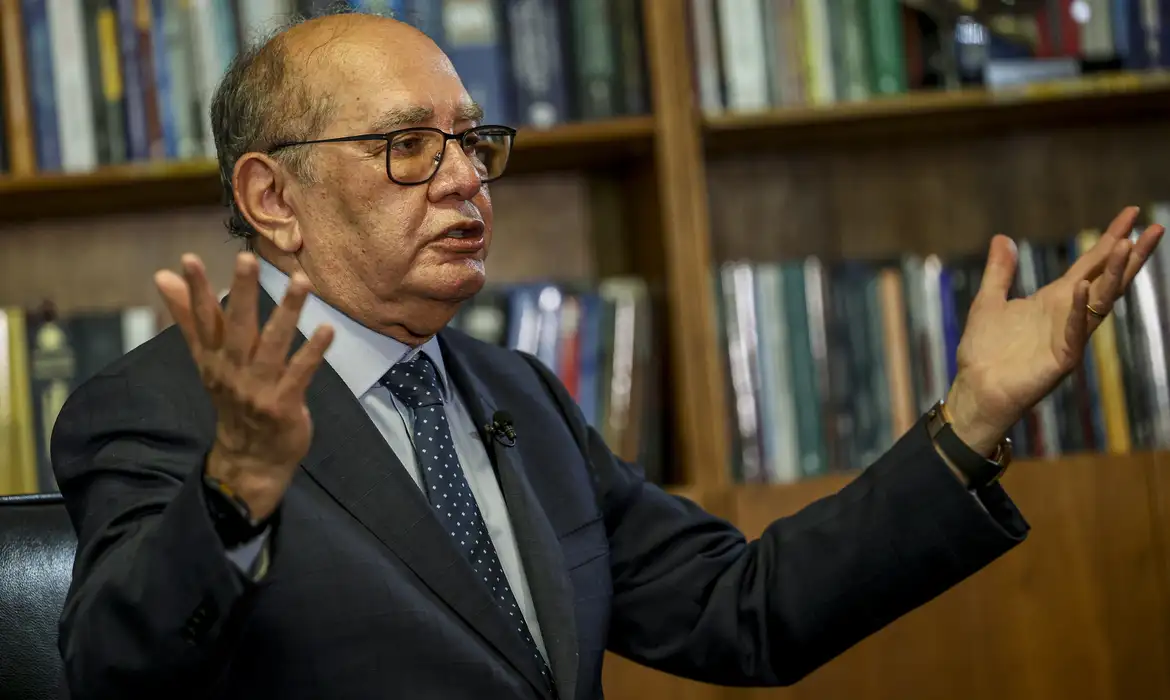 Gilmar Mendes nega pedido da AGU para reconsiderar decisão sobre impeachment