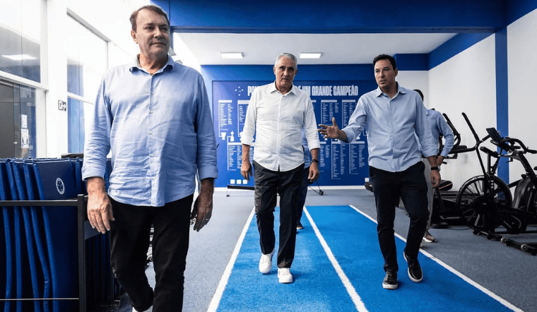 Tite inicia trabalho no Cruzeiro e destaca união para alcançar resultados