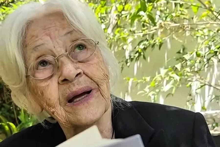 Adélia Prado segue internada em hospital de Divinópolis após acidente doméstico