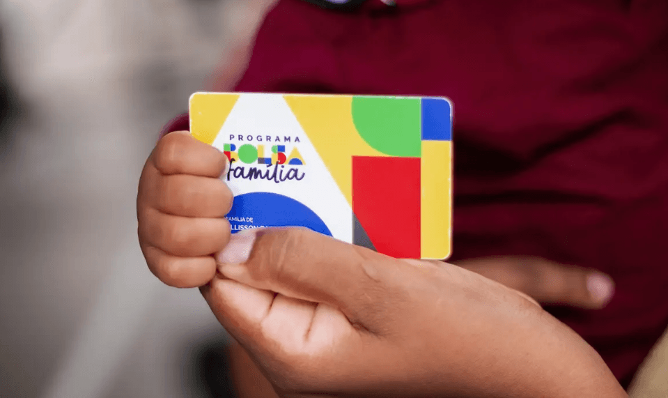 Caixa paga Bolsa Família a beneficiários com NIS final 3