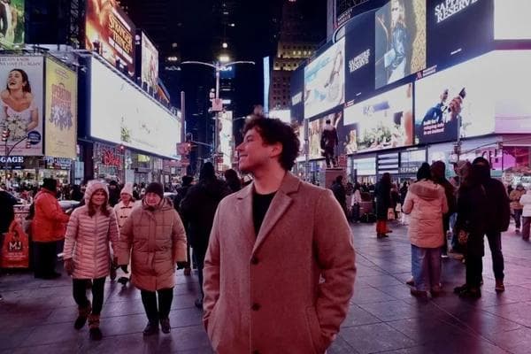 Filho de Ronaldo Fenômeno conquista bolsa em universidade dos EUA