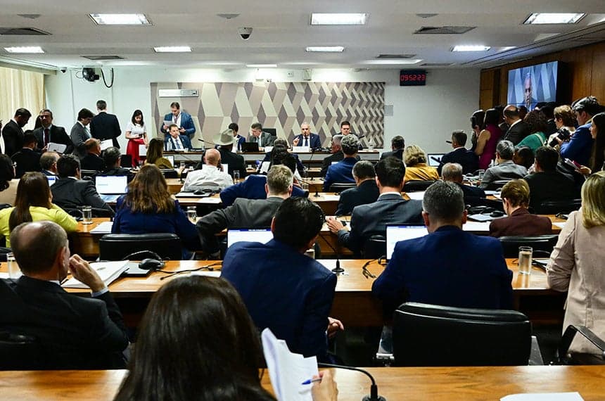 PT contesta votação que aprovou quebra de sigilos bancários de Lulinha