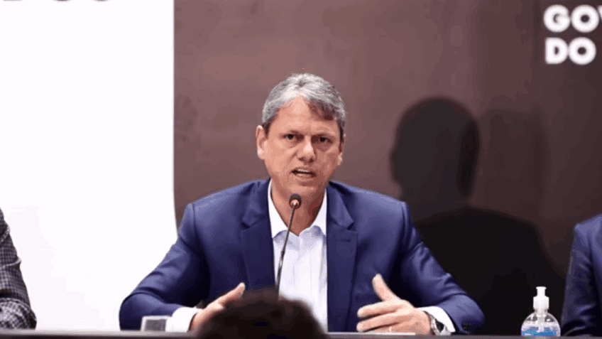 Tarcísio lidera pesquisa para Governo de SP e venceria no 1º turno