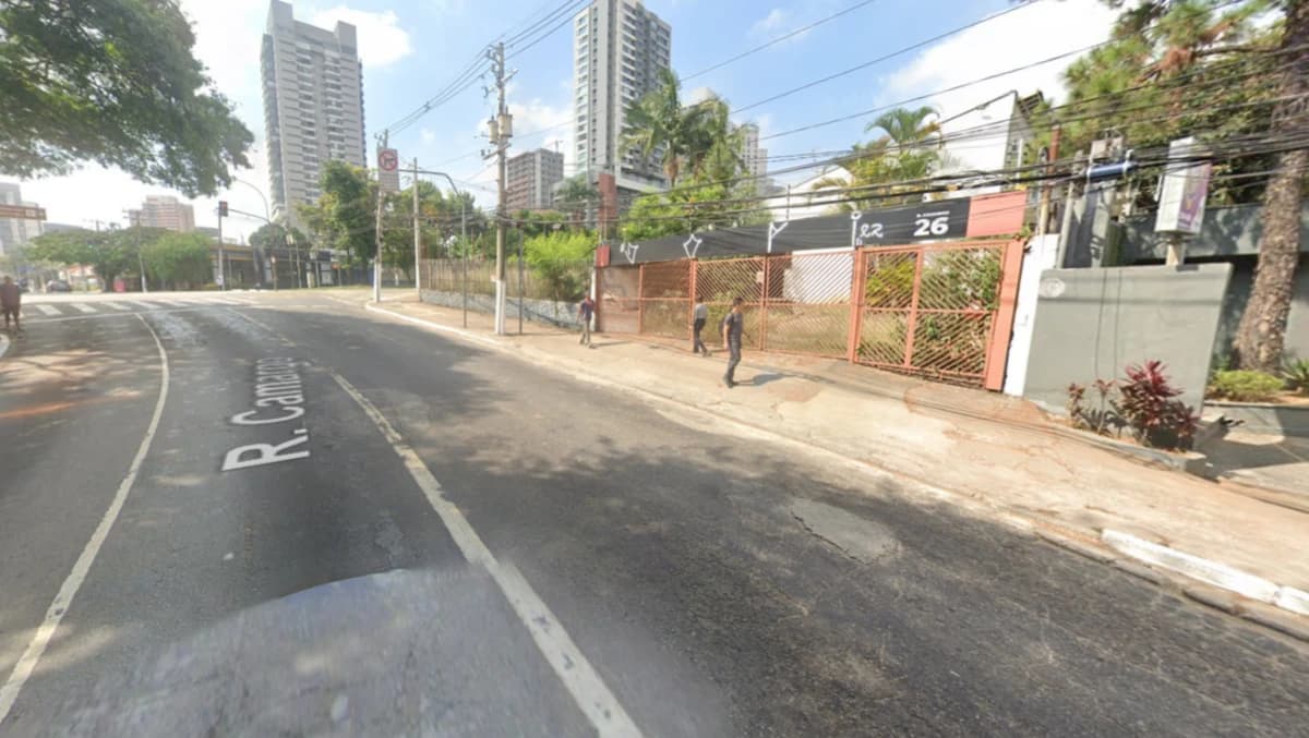 Rua Camargo, próximo à Rua Sapetuba - Google Street View/Reprodução