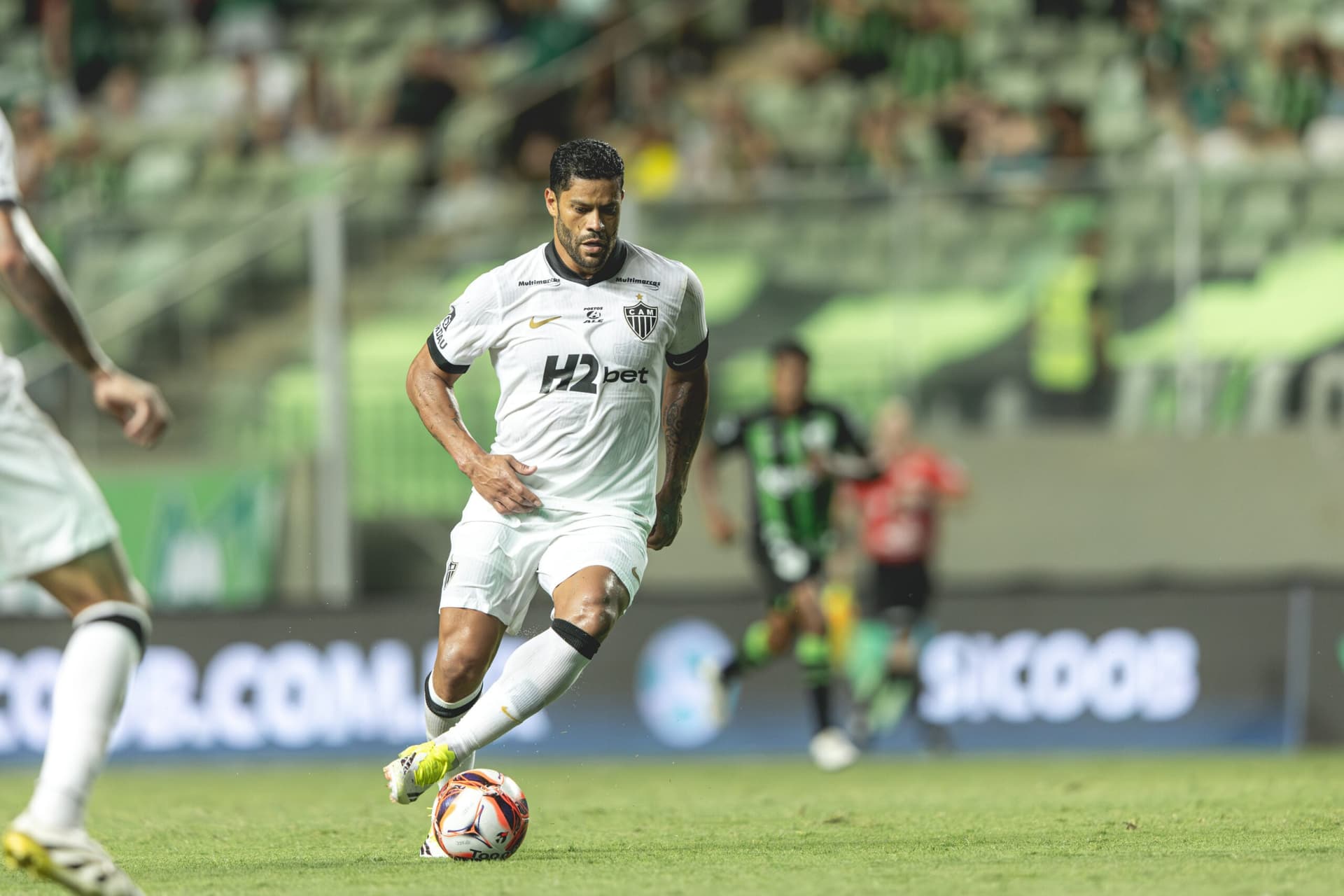 atacante Hulk do galo chegou aos 300 jogos pelo Atlético