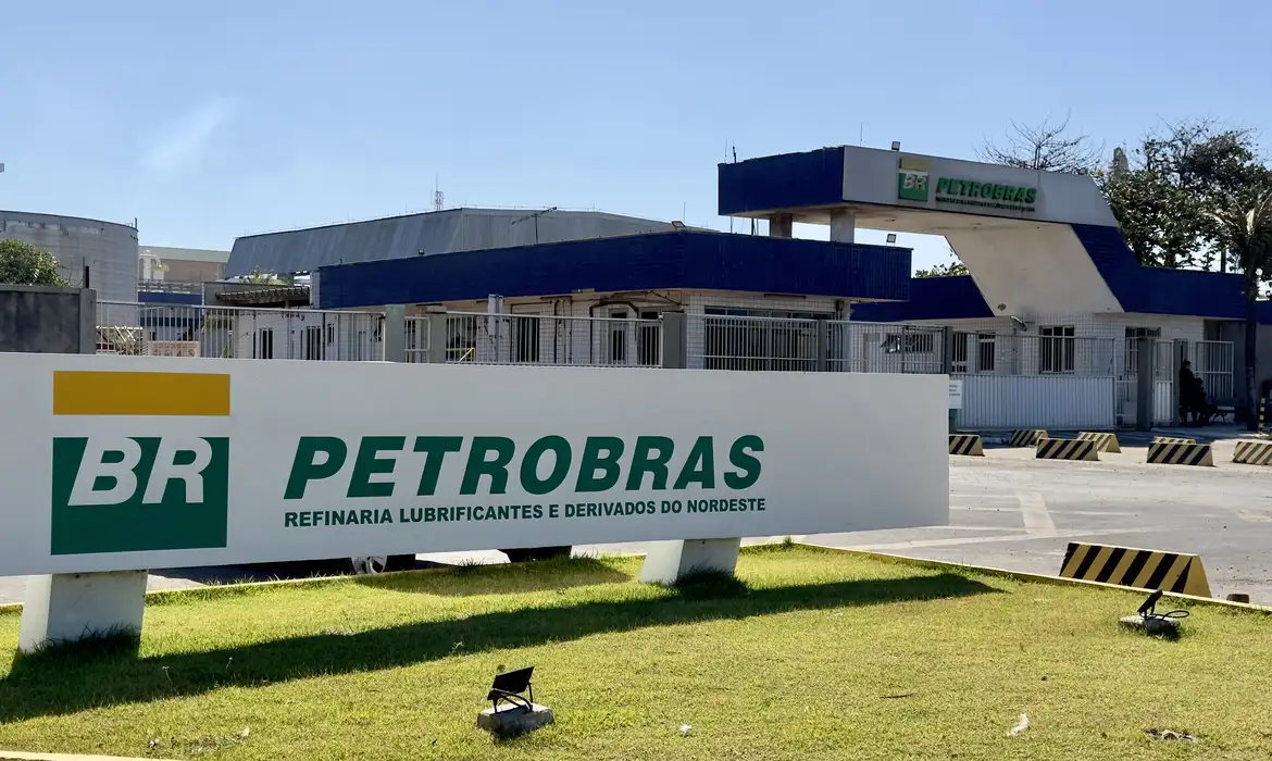 Petrobras mantém política de preços do diesel apesar de protestos de caminhoneiros
