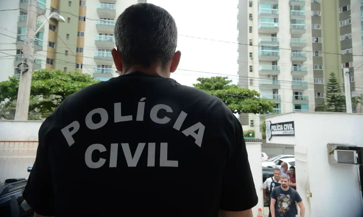 Professor é indiciado por abuso sexual de adolescente na região Central de Minas