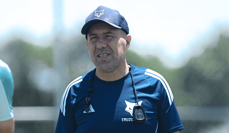 Torcida do Cruzeiro detona Jardim após acerto com Flamengo: “Judas”
