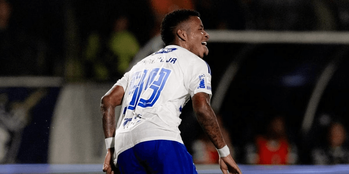Atacante Keny Arroyo - Foto: Talita Gouvêa/Cruzeiro