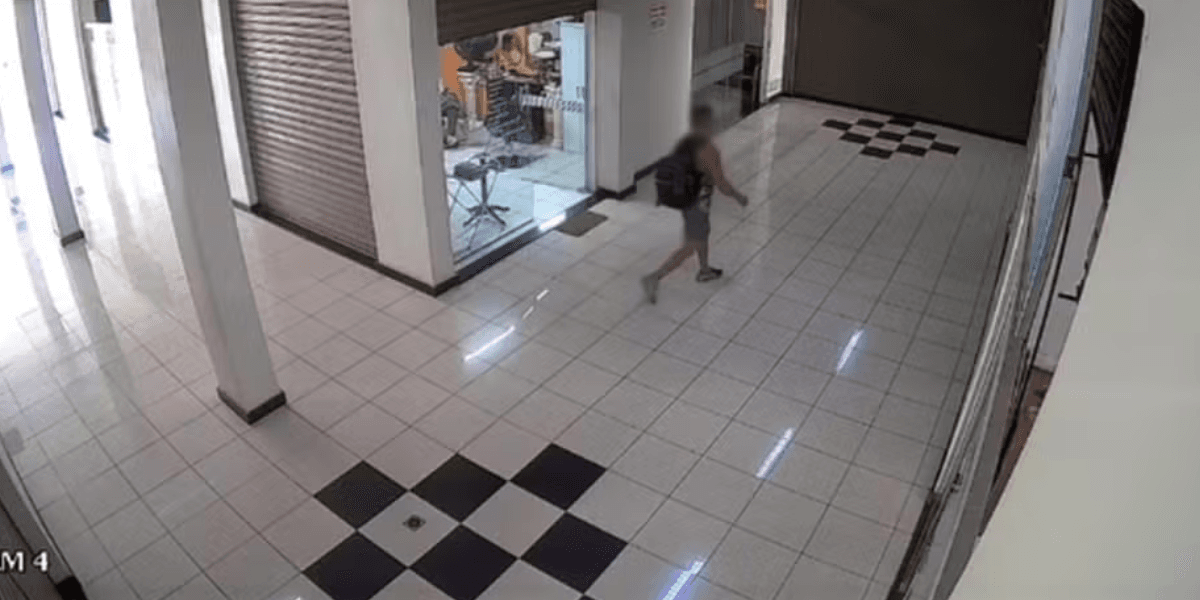 Suspeito de crime sexual em prédio no centro de BH — Foto: TV Globo/ Reprodução