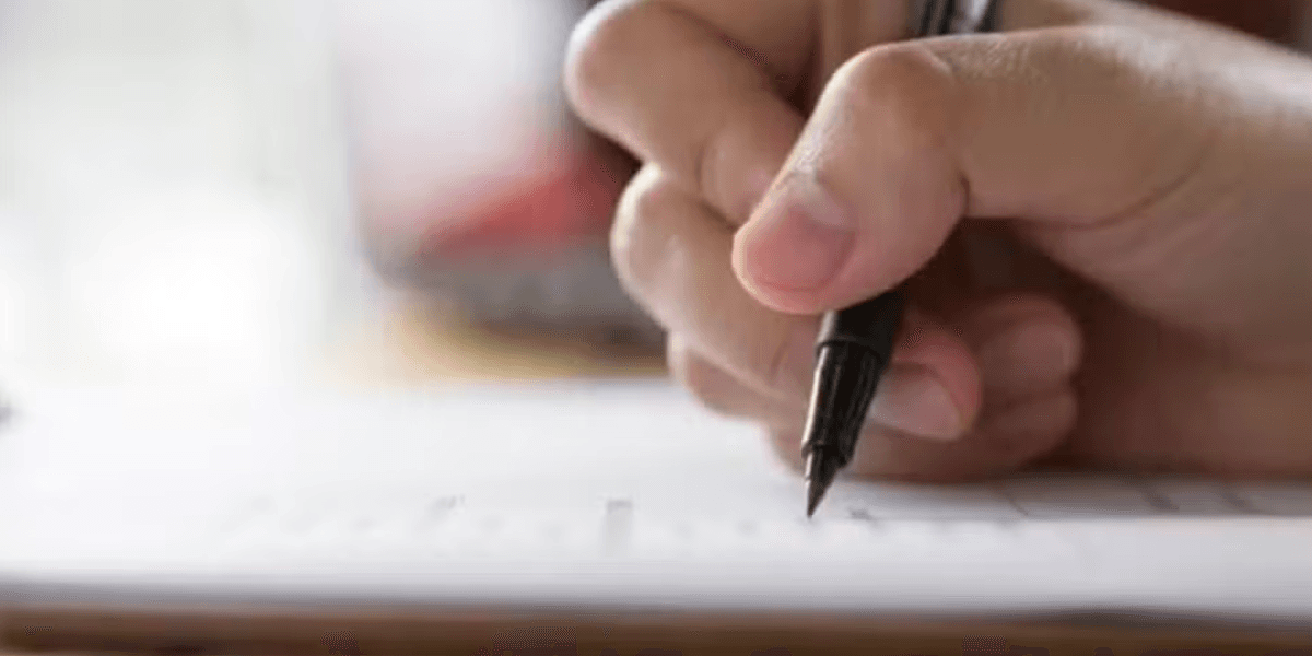 Prova de concurso público — Foto: Reprodução/Freepik