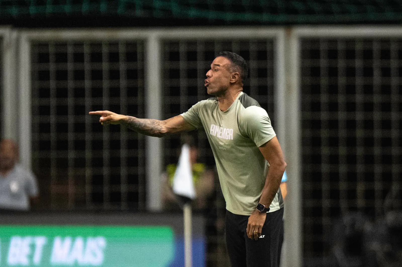 Roger Silva - Foto: Mourão Panda/América