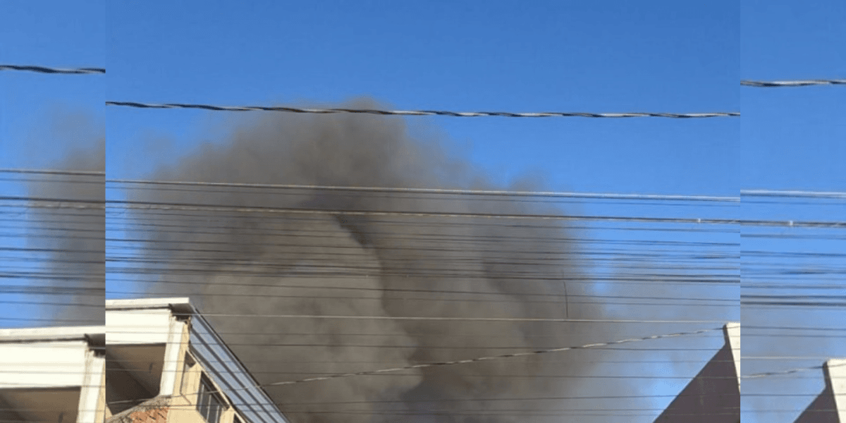 Incêndio de grandes proporções mobilizou o Corpo de Bombeiros em Contagem - Foto: Corpo de Bombeiros/Divulgação