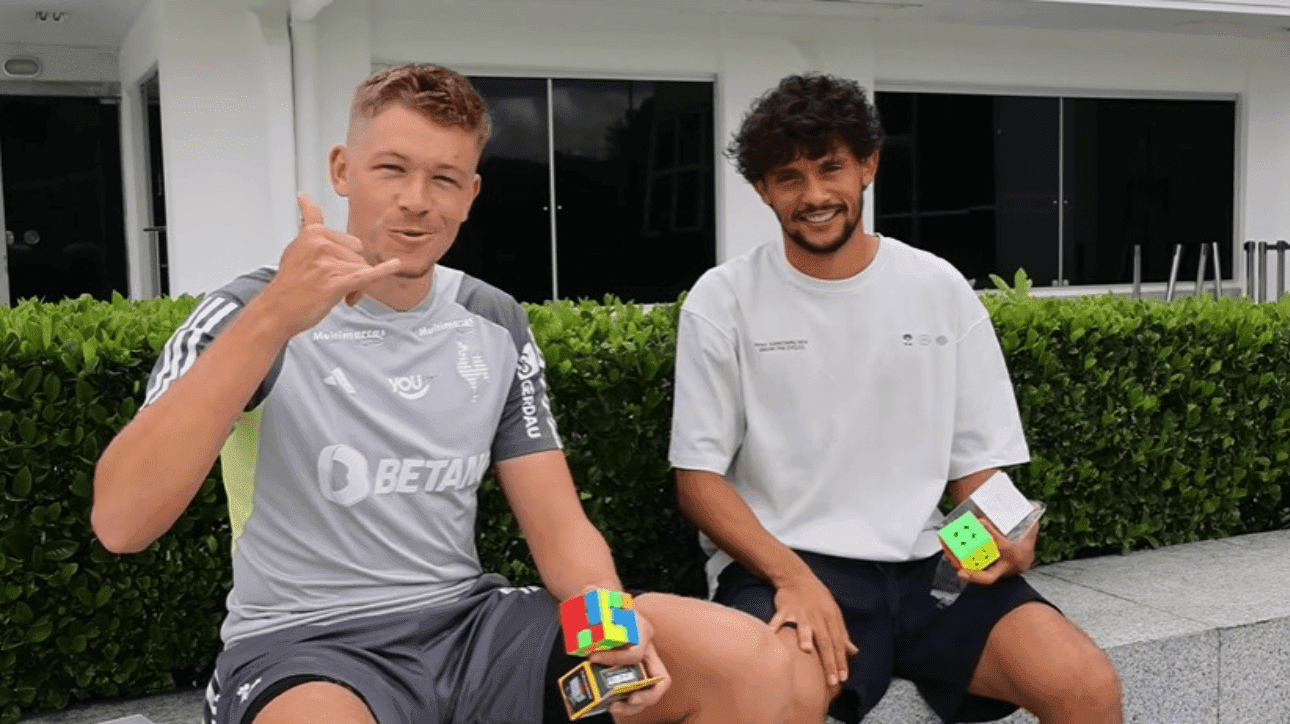 Bruno Fuchs e Gustavo Scarpa (Foto: Reprodução Canal do Scarpinha)