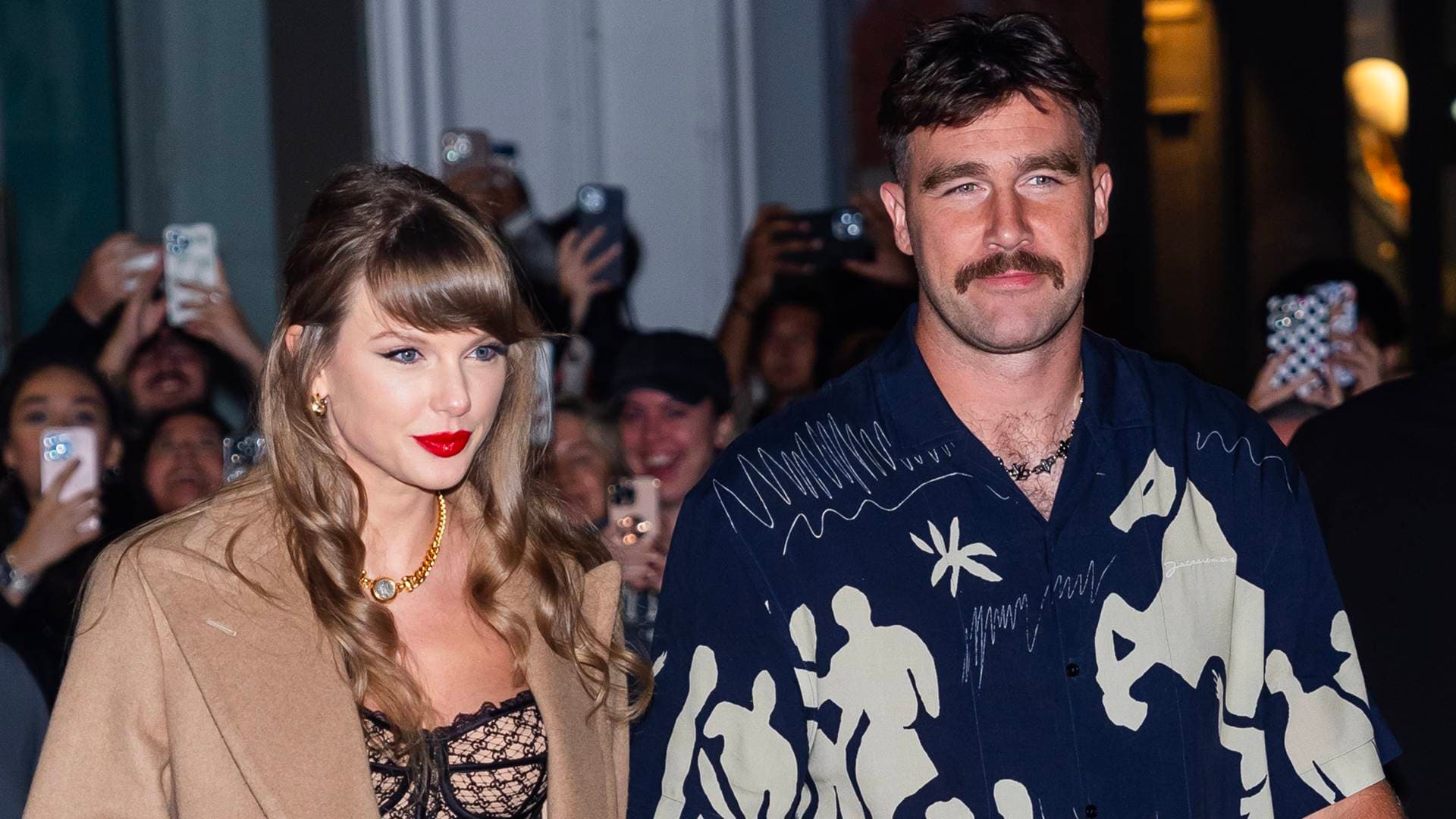 Taylor Swift e Travis Kelce - Foto: TheStewartofNY