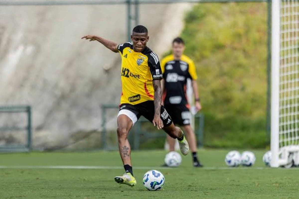 Volante Patrick Silva - Foto: PEDRO SOUZA / ATLETICO