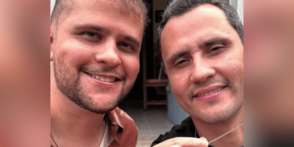 Cleitinho com o irmão Matheus, que morreu aos 30 anos em Divinópolis — Foto: Redes Sociais/Reprodução