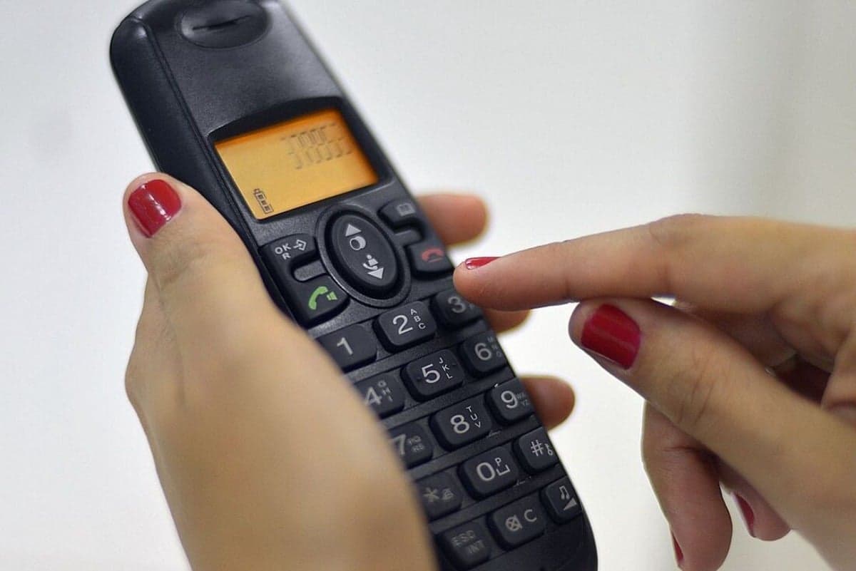 Telefone fixo - Foto: Marcello Casal Jr / Agência Brasil