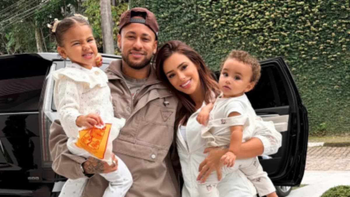 Bruna Biancardi, Neymar Jr. e filhas do casal Mavie e Mel • Reprodução/Instagram/Bruna Biancardi