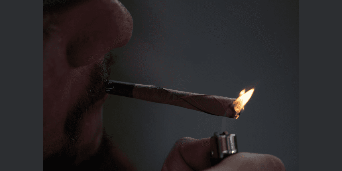 Imagem ilustrativa de cigarro de maconha - Foto: Pixabay