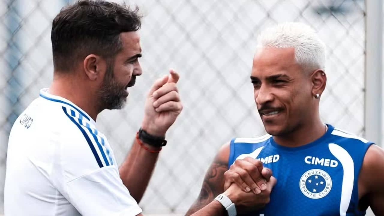 Artur Jorge defende Matheus Pereira - Foto: Gustavo Martins / Cruzeiro
