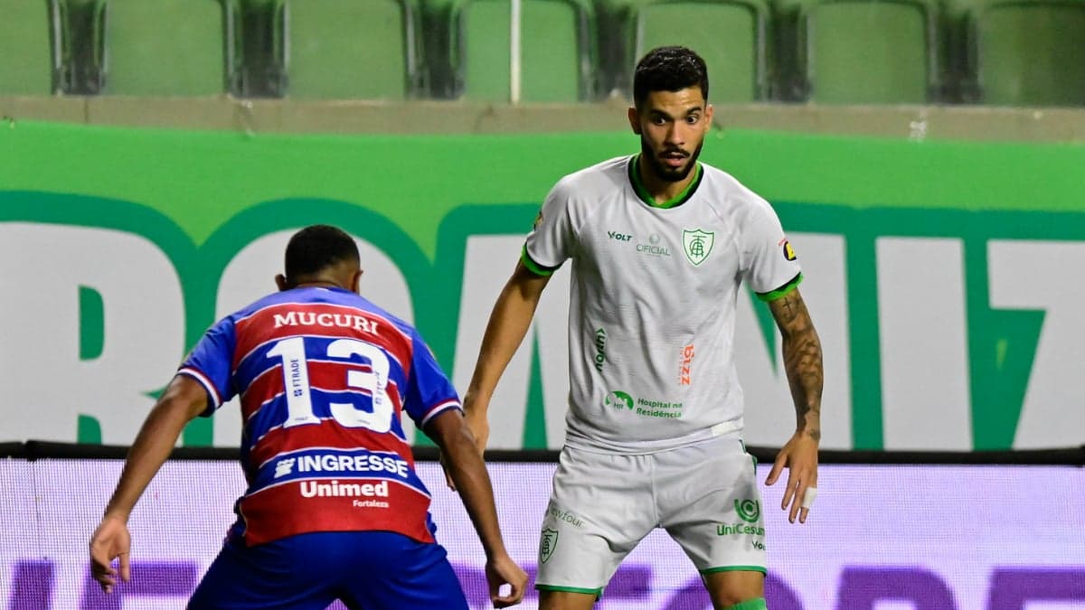 América perde para Fortaleza e está rebaixado à Série C (Foto: Mourão Panda / América)
