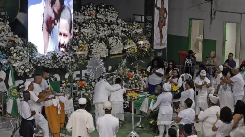 Arlindo é celebrado com festa no Império Serrano