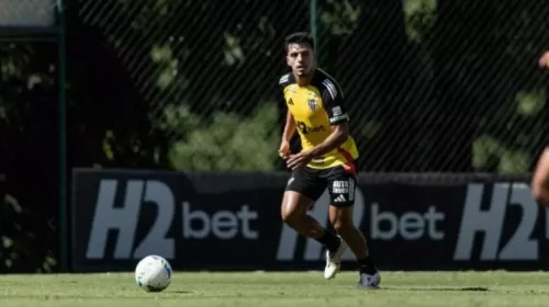 Atlético - galo - Gabriel Menino no treino