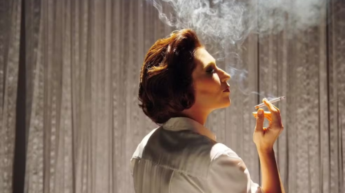 Beth Goulart apresenta o monologo 'Simplesmente eu, Clarice Lispector'