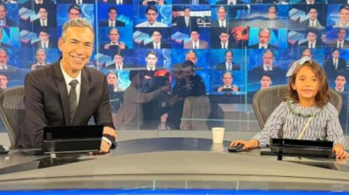 César Tralli leva filha para bancada do Jornal Nacional