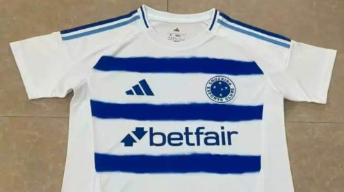 Cruzeiro anuncia data de lançamento da nova camisa branca 2025