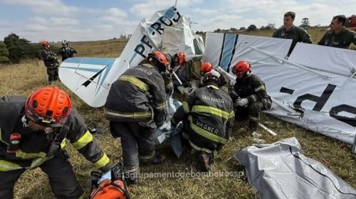 Duas pessoas morrem após queda de avião em área rural de Rio Preto (SP)