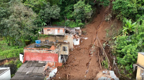 Imagens aéreas mostram rastro de destruição em Juiz de Fora