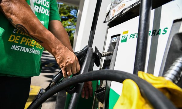 Após redução do ICMS, diesel comum cai cinco centavos em duas semanas