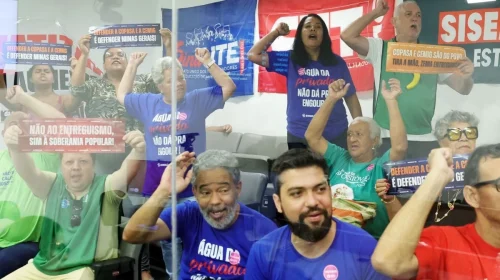 Servidores da Copasa anunciam greve contra retirada de referendo na privatização