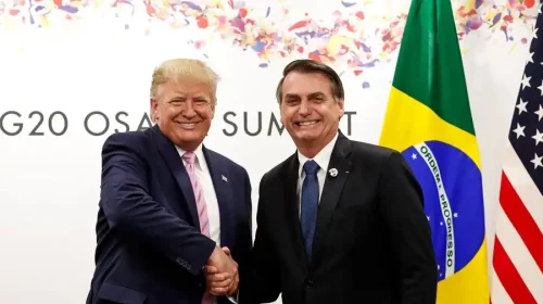 Trump volta a defender Bolsonaro