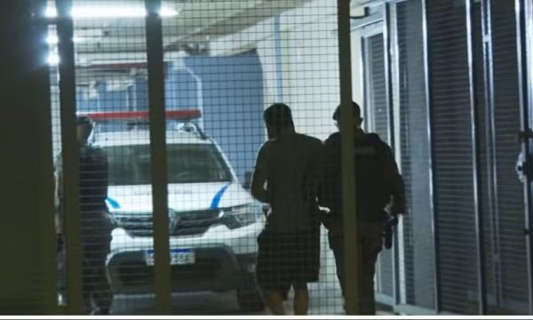 assalto em bh - Filho encomenda roubo à casa do próprio pai e grava vídeo orientando ladrões