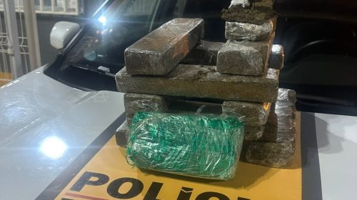 homem de 29 anos foi detido no último sábado (9) após protagonizar uma intensa perseguição policial na BR-259, em Conselheiro Pena, região leste de Minas Gerais