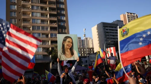manifestação de apoio à líder da oposição venezuelana María Corina Machado