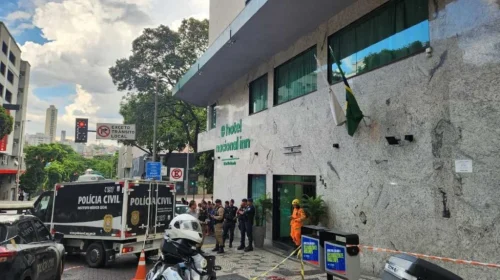 mulher, de 32 anos, e da filha, de 7, que caíram do 10º andar do Hotel Nacional Inn, no Centro de Belo Horizonte