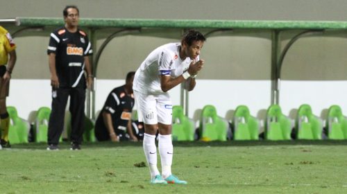 neymar é aplaudido pela torcida do cruzeiro