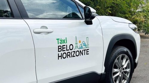 novo_adesivo_taxi_bh