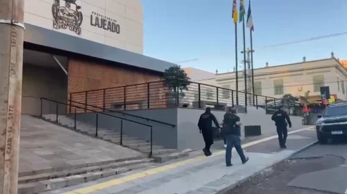 op-lajeado-PF prende ex-prefeito em operação sobre fraudes após enchentes no RS