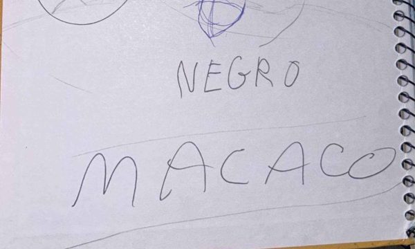racismo Criança de 12 anos é chamada de 'macaco' em escola de Uberaba