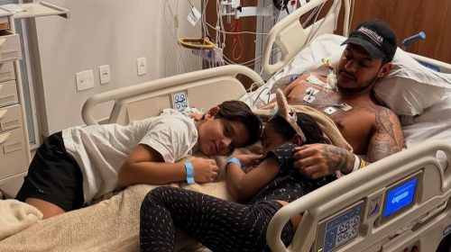 rapper Hungria, de 34 anos de idade, segue internado em um hospital em Brasília