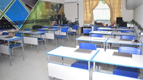 rede municipal de belo horizonte - sala de aula - escola - Divulgação PBH